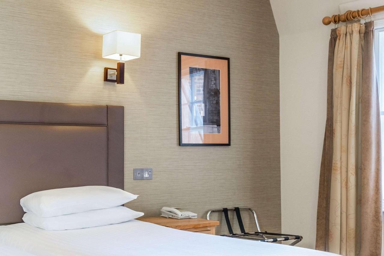 Clarion Collection Harte & Garter Hotel & Spa Windsor Exterior foto