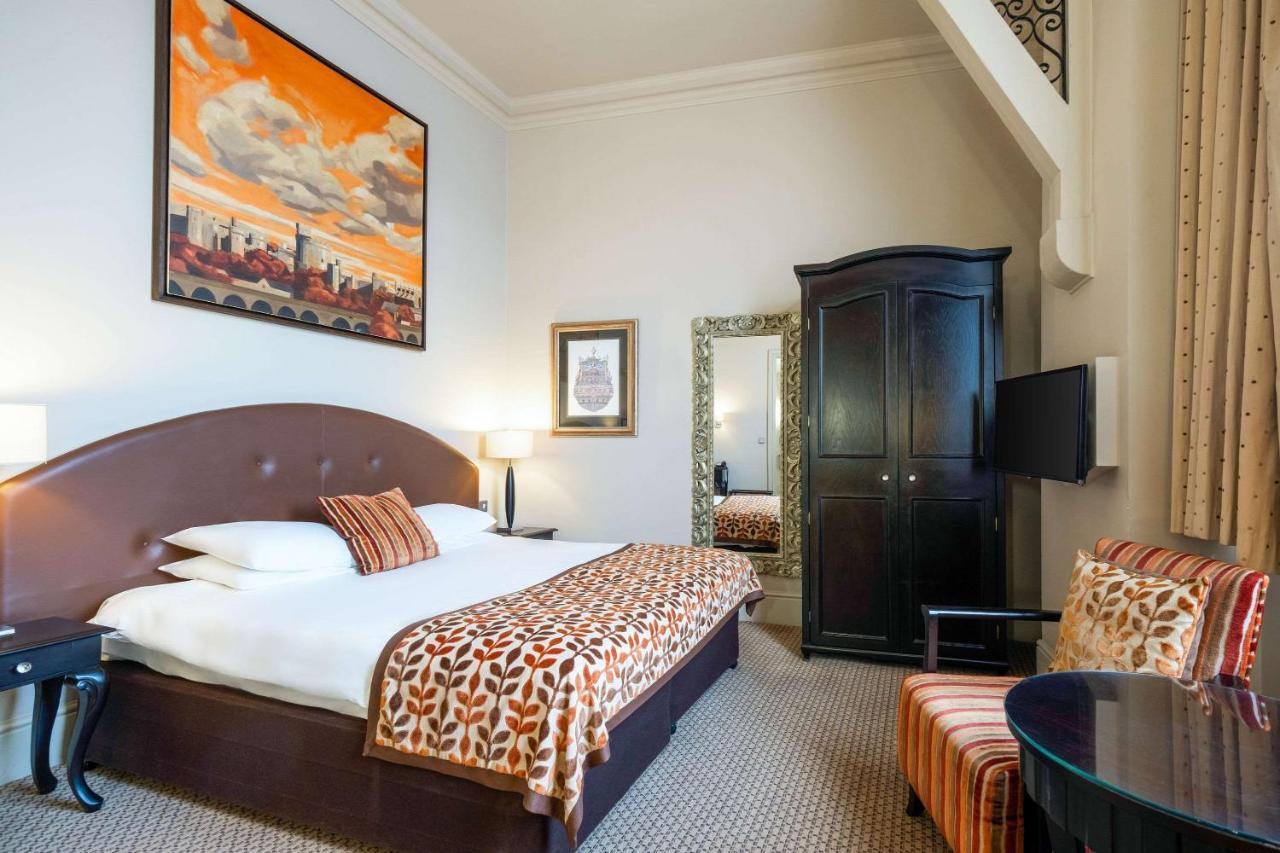 Clarion Collection Harte & Garter Hotel & Spa Windsor Exterior foto